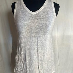Linen sleeveless shirt